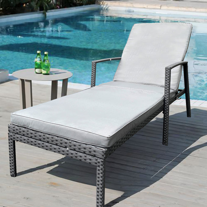 Outdoor Patio Lounge Chairs Rattan Wicker Patio Chaise Lounges Chair Gray